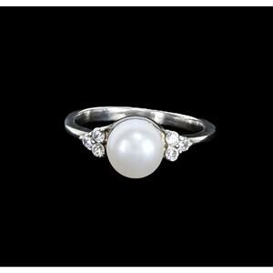 STERLING SILVER Pearl & Clear Stone Accent Ring Size 6.5